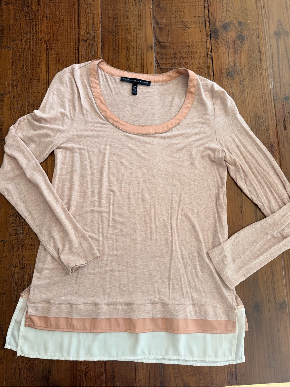 White House black market xs Blush Pink Long-Sleeve Layered Hem Top